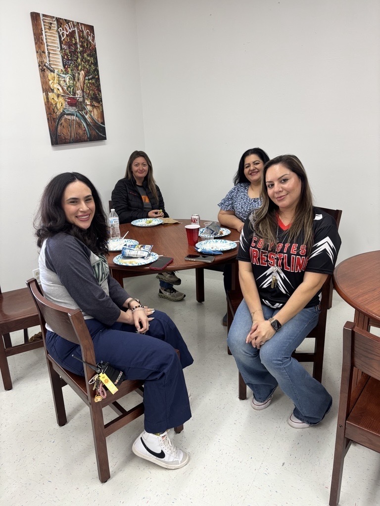 Social Worker Mrs. Aguilera