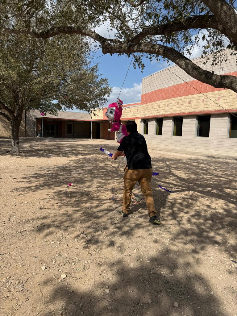 Team Building before STAAR Test by hitting Pinata