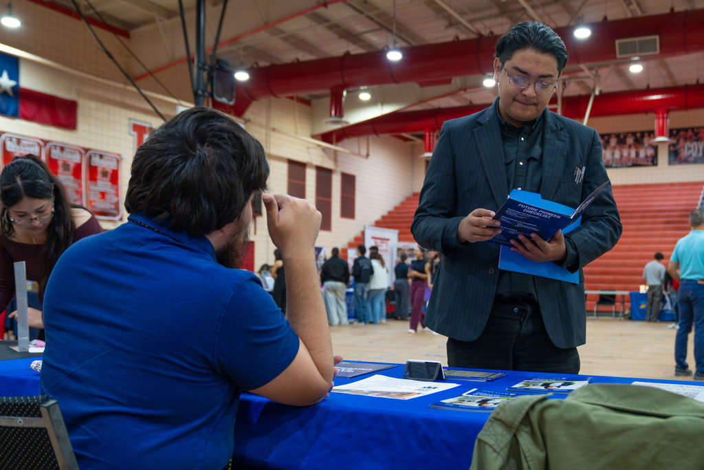 Senior Student Career Expo at La Joya High School