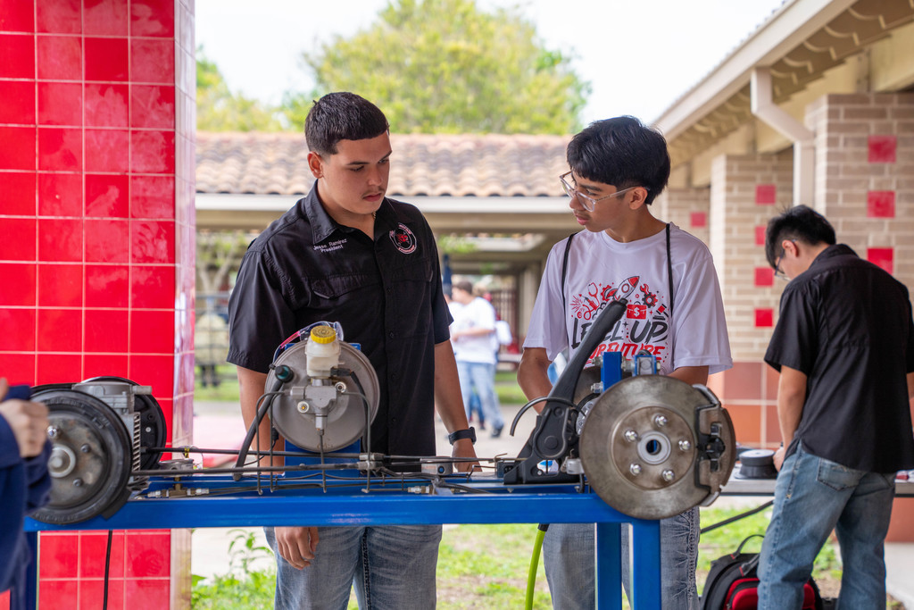 l Career Quest CTE Expo!