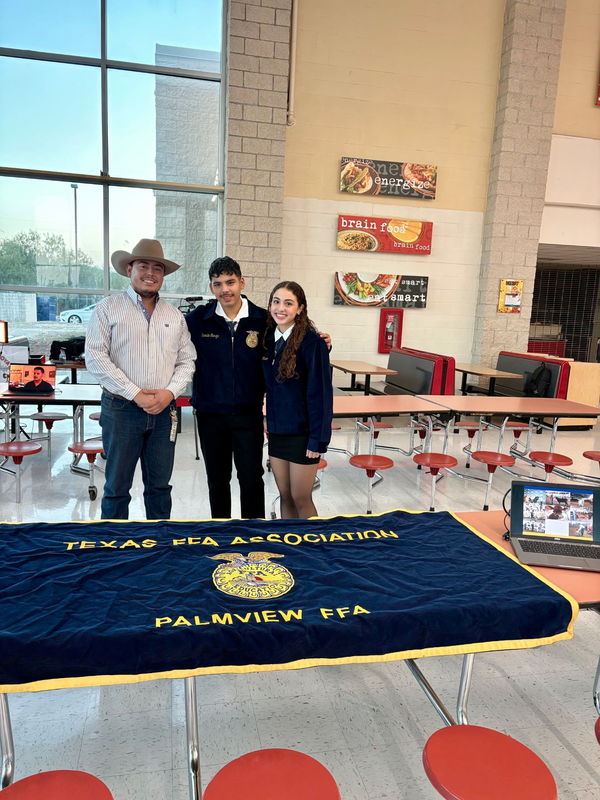 CTE Advisory Showcase