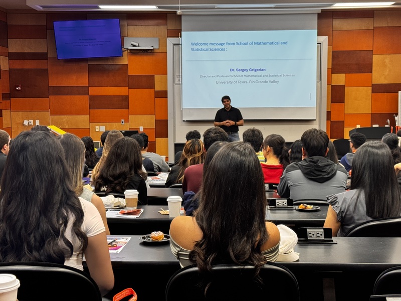 PHS 9th Graders Explore STEM and Health Careers at UTRGV Florence Nightingale Day