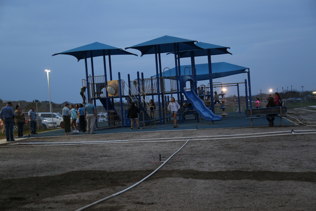 La Vernia ISD Celebrates New Chapter with Ribbon Cutting at Intermediate School