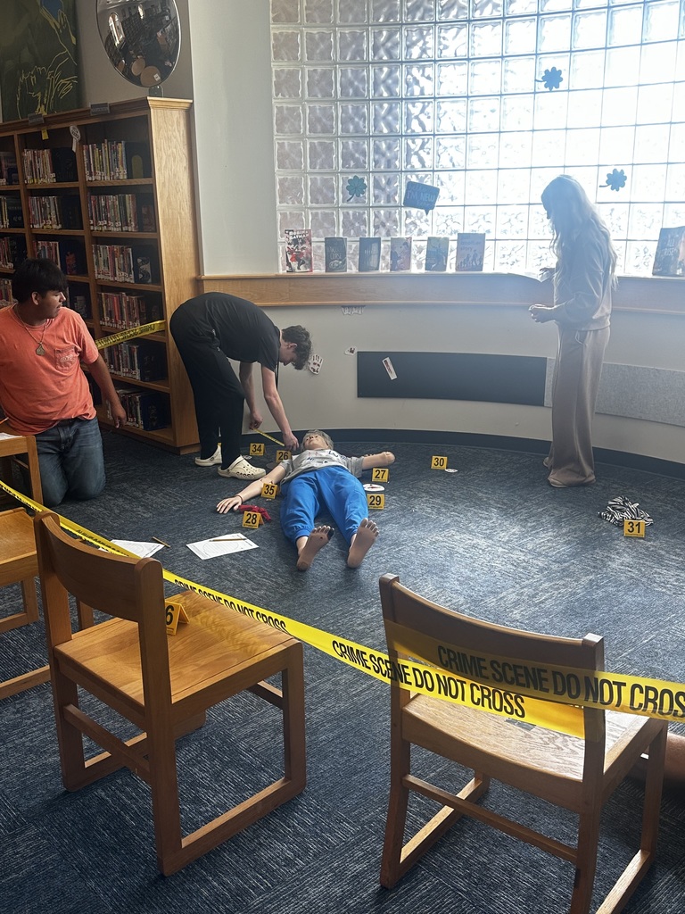 Our Principles of Law students stepped into the role of real-life detectives during an exciting Crime Scene Investigation exercise! 🧪🧩 From analyzing evidence to piecing together clues, these bright minds put their critical thinking and teamwork skills to the test.