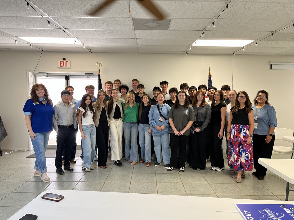 Students attend the Greater Chamber of Commerce meeting