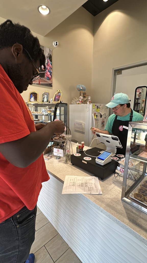 18+ students visit The Mermaid Cafe in San Antonio