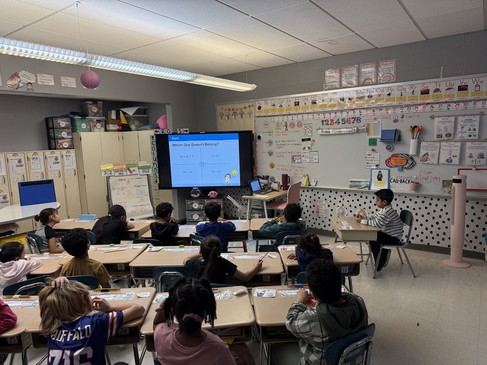 Students work in class.