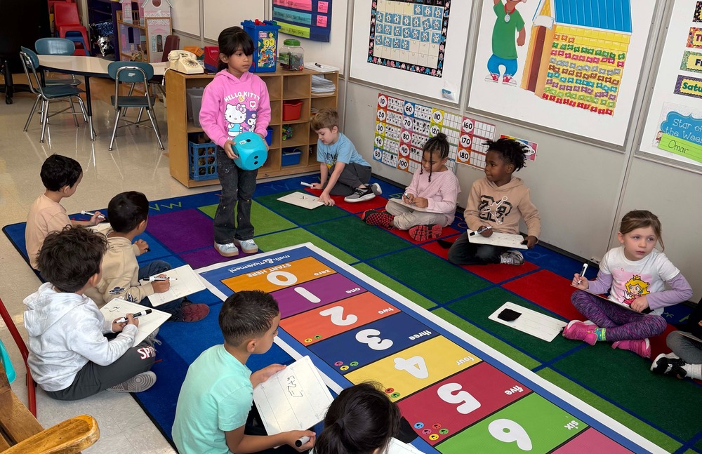 Students work in class.