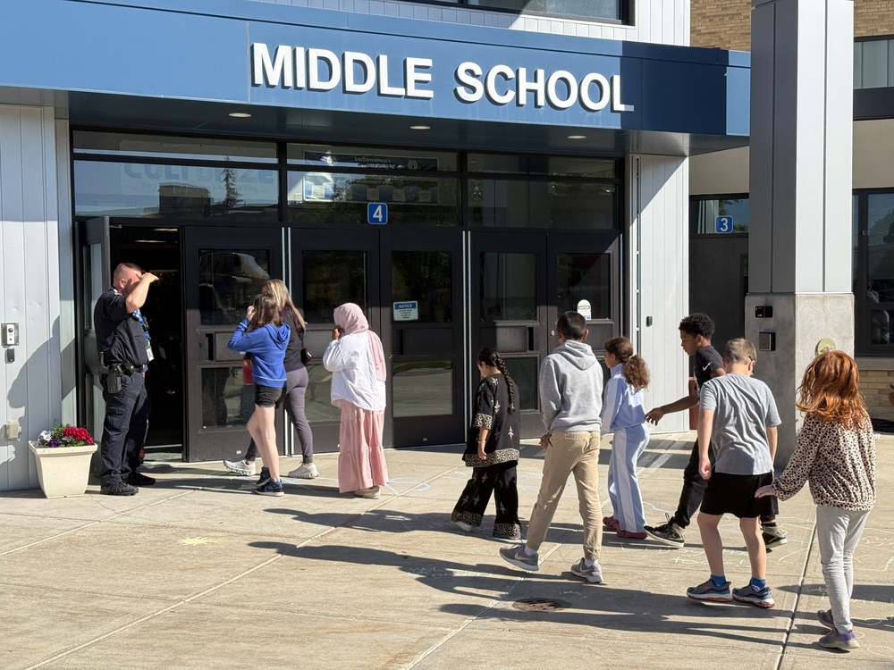 Students enter LMS.
