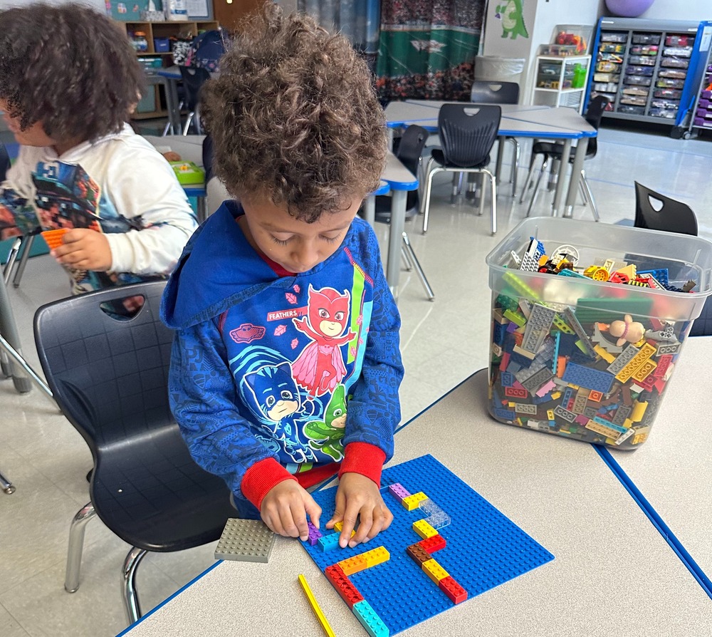 Students work in the classroom.