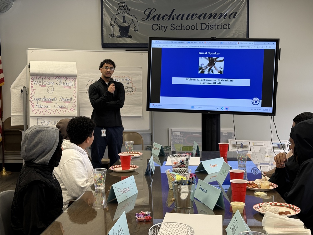 Haythim Alkadi presents to SSAC.