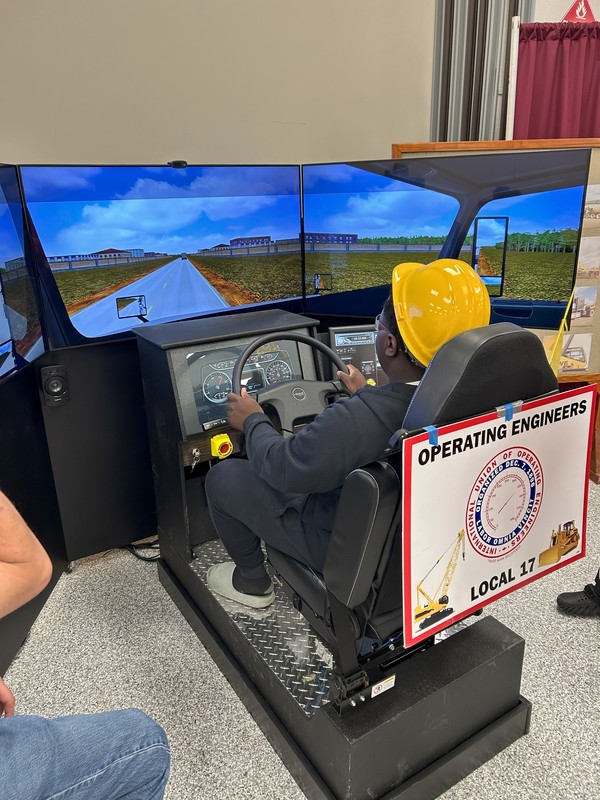 Students participate in WNY Construction Career Day