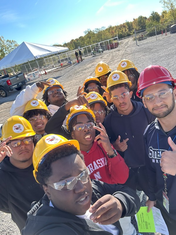 Students participate in WNY Construction Career Day