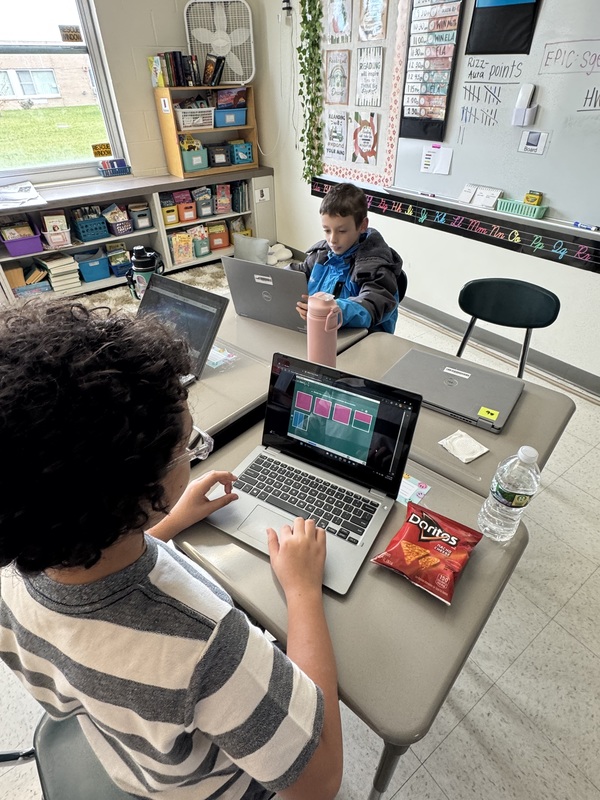 Students work in class.