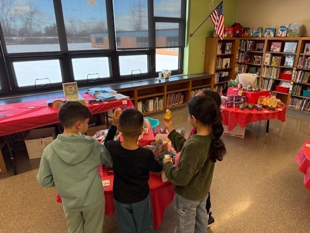 Truman Merry Moose shop