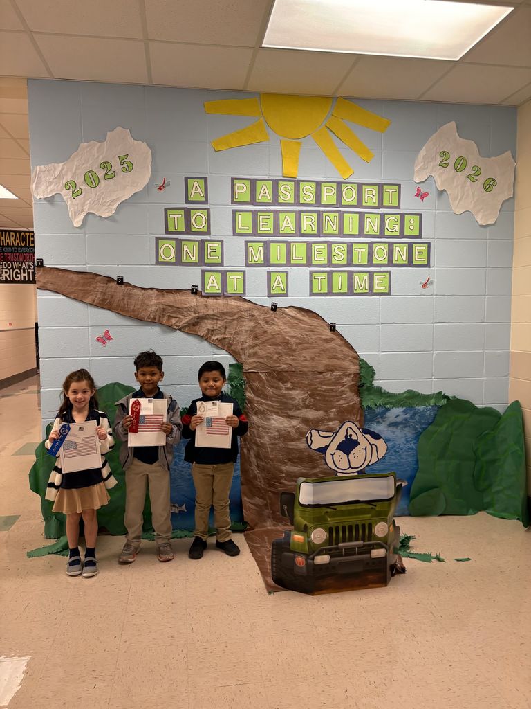 Picture of first grade contest winners.