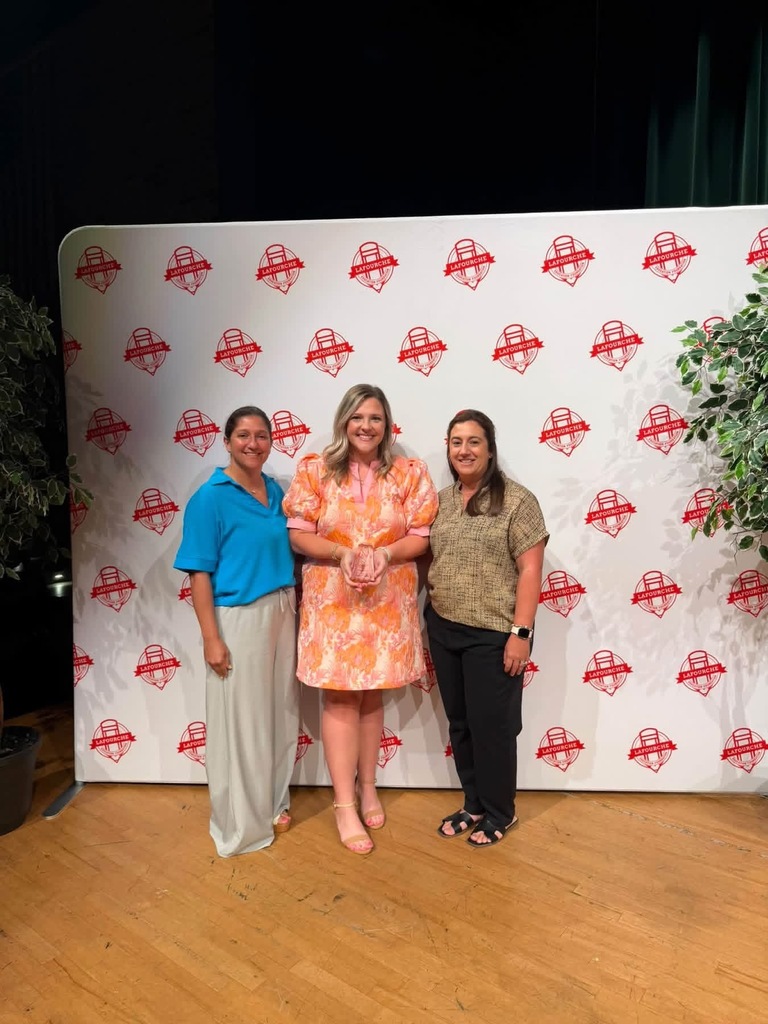 Pic of 3 women