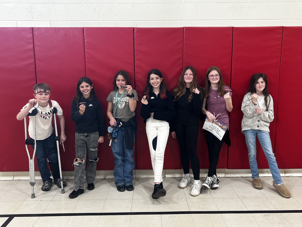 5th grade award winners & captains 