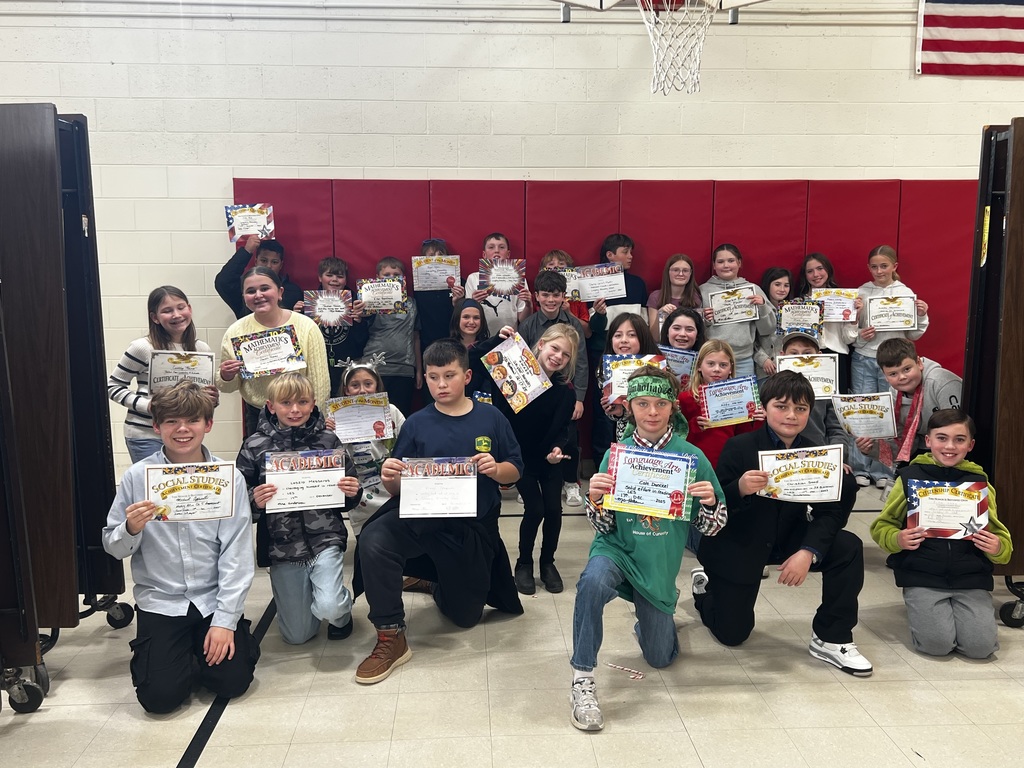 5th grade award winners & captains 