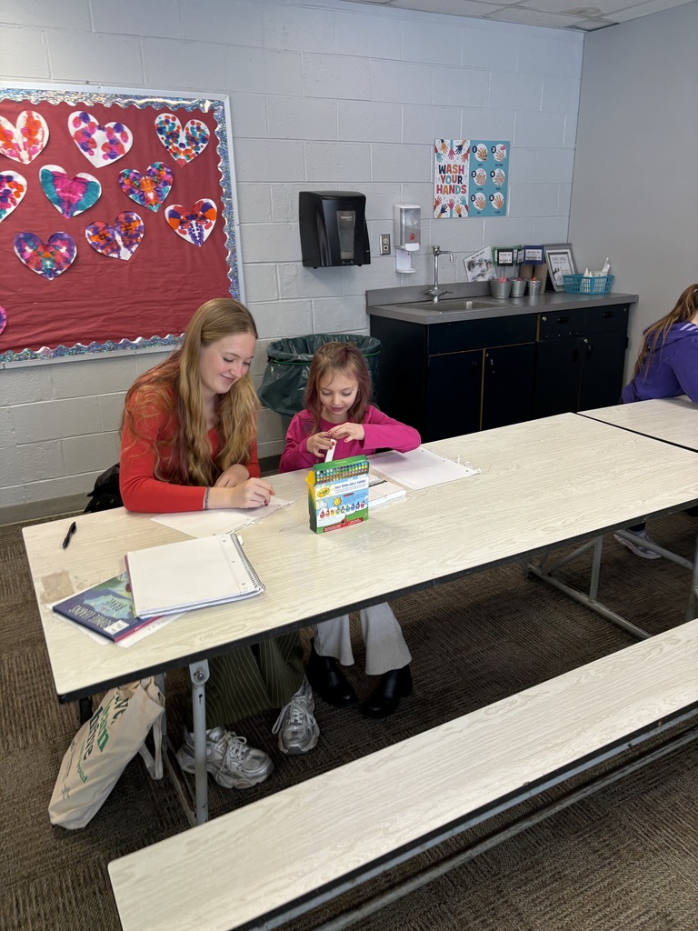 MSU students reading with 1st graders