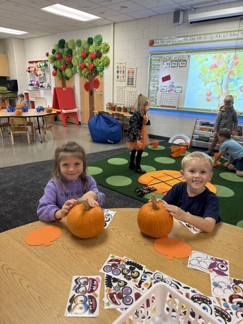 Mrs. Green's Young Fives class celebrated Pumpkin Day!