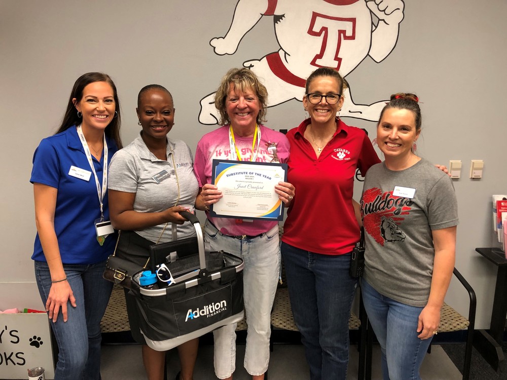 Lake County Schools HR Team presents Janet Crawford with the Substitute of the Year award for Region 1 for the 2023-2024 school year. Pictured left to right: Jamie West, Lake County Schools Recruiter; Ericka Wright, Addition Financial Credit Union; Janet Crawford, Substitute Teacher; Stacia Werner, Principal of Tavares Elementary; Kate Kelley, Manager of Human Resources.