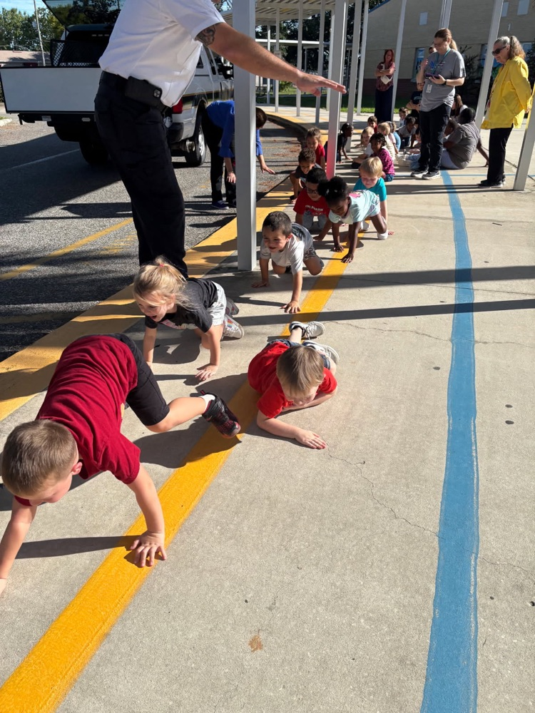 Tavares Fire Department visits Pre-K
