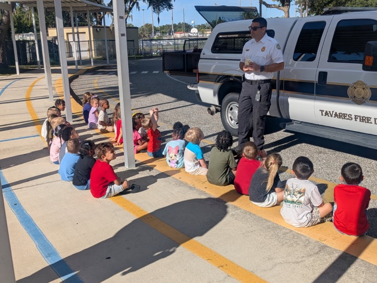 Tavares Fire Department visits Pre-K