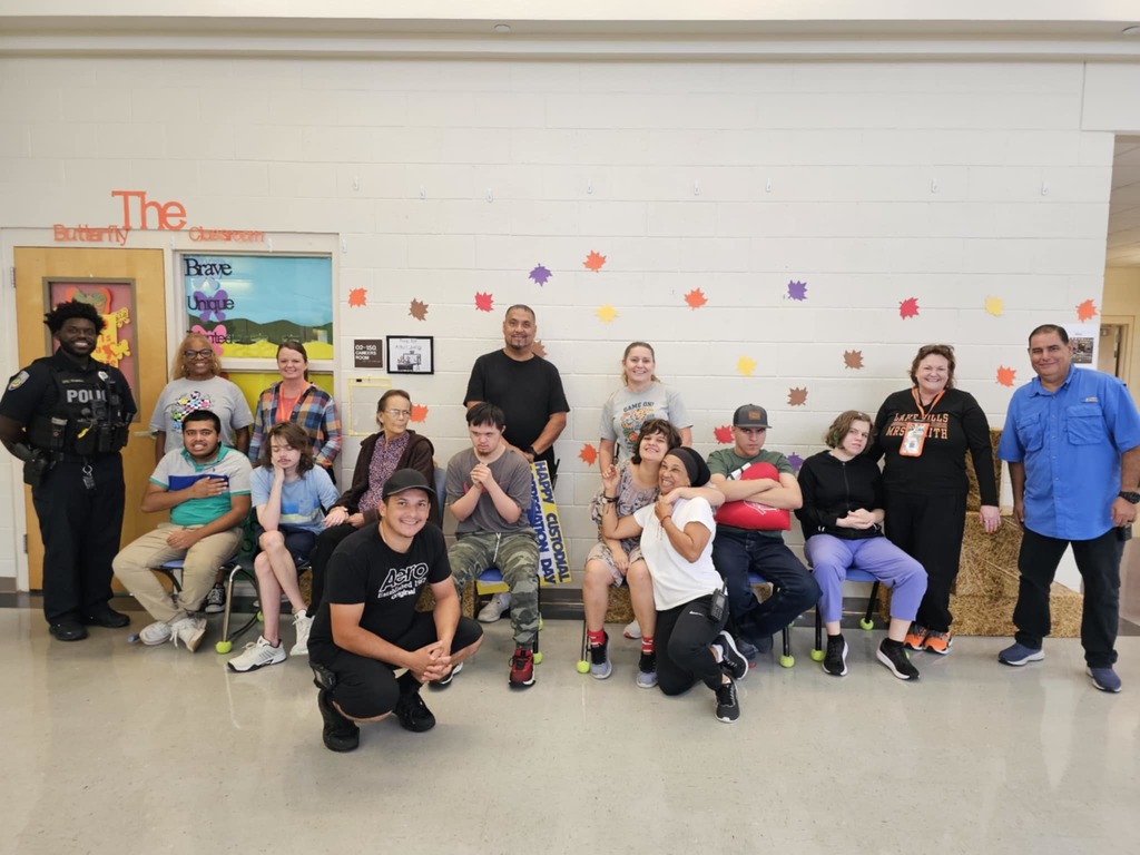 Lake Hills School Class