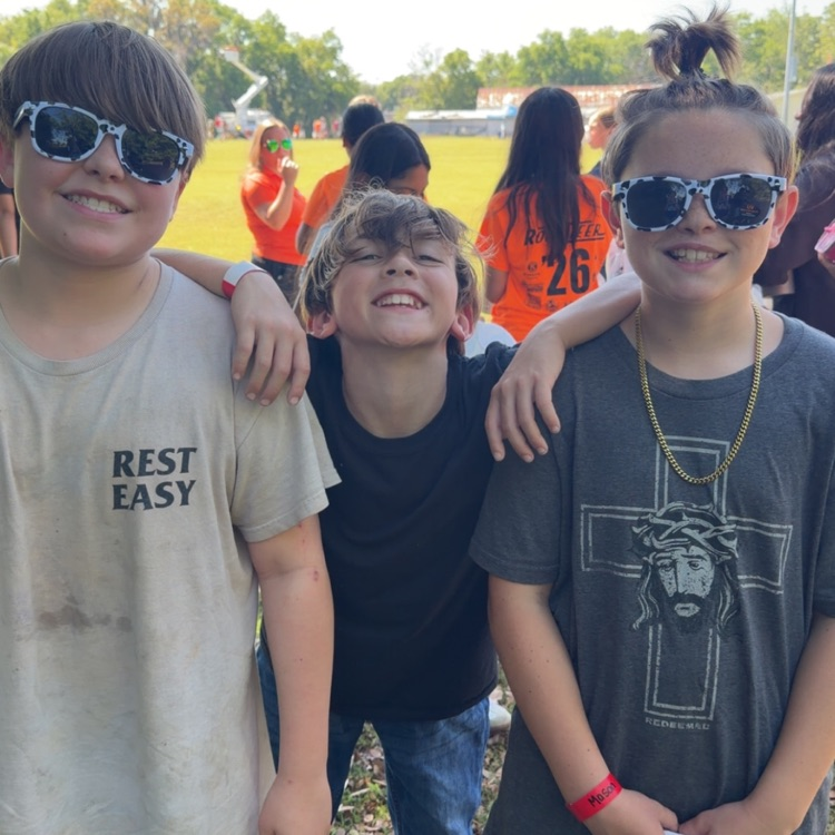 One of the groups gave all the kids a bag with a book, mechanical pencil, and sunglasses!