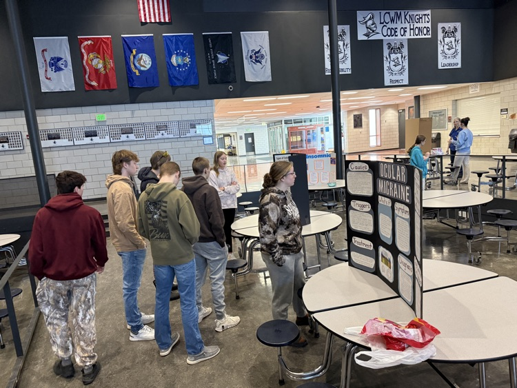 health fair students presenting their topics 