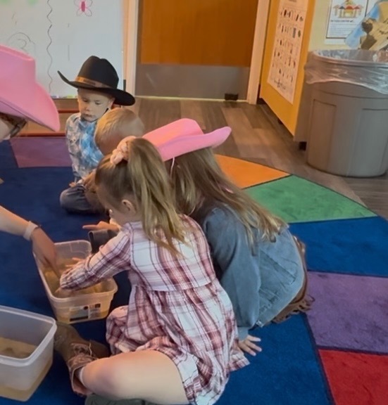 kids doing a science experiement