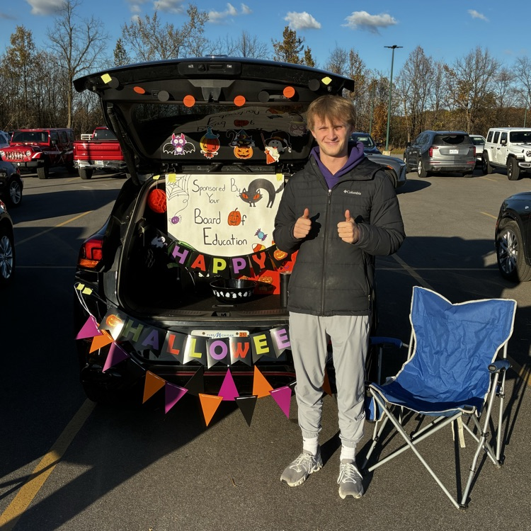 kid posing at trunk or treat event