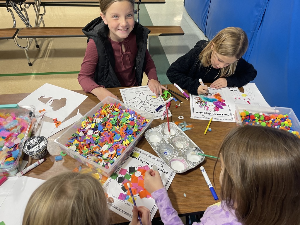 kids working on an art project