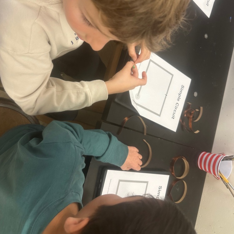 students working in a STEM class