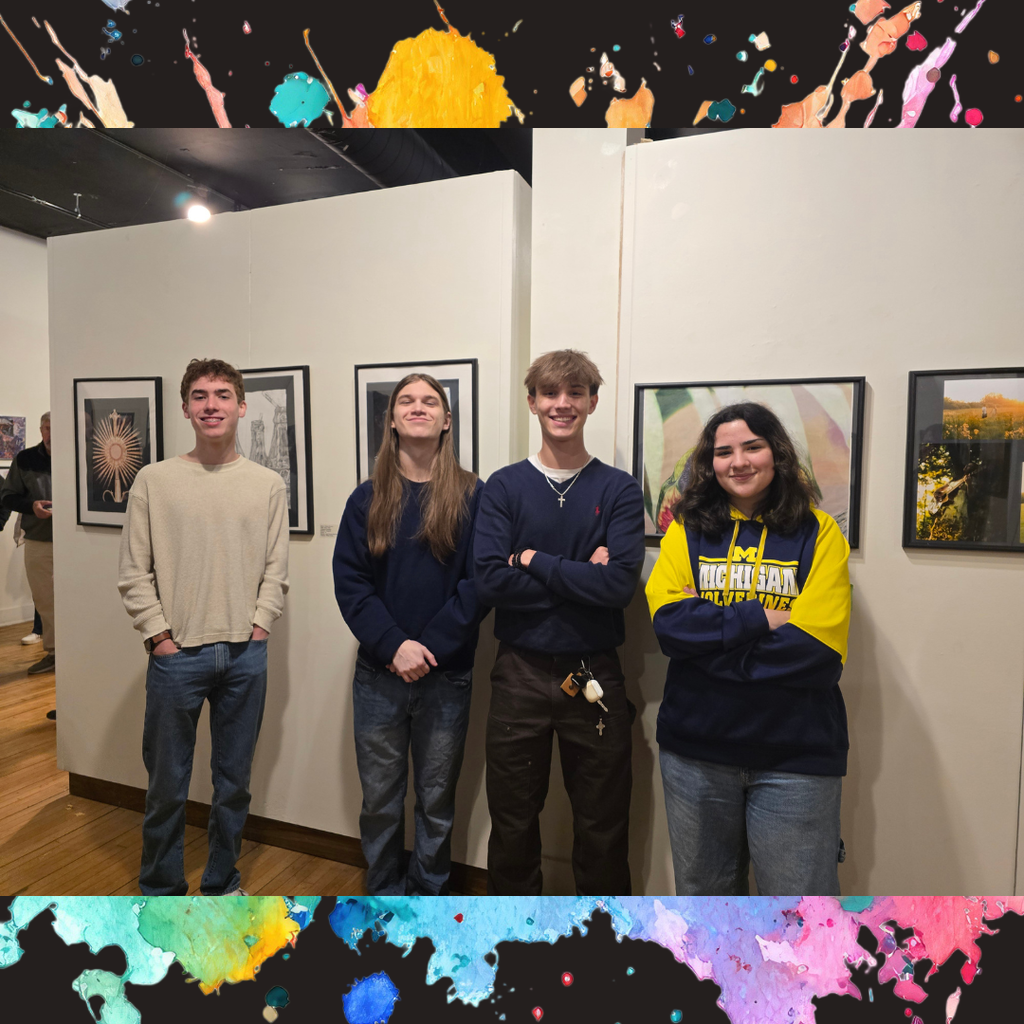 4 teenagers standing in an art gallery