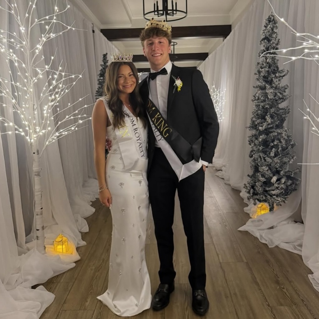 prom king and queen