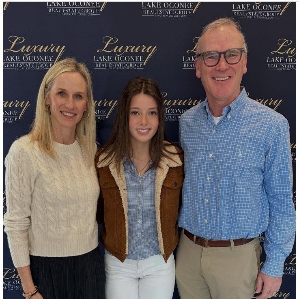 student with job shadow mentor