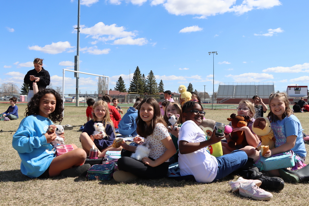 students at a teddy bear picnic