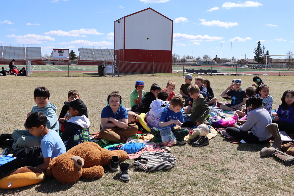 students at a teddy bear picnic