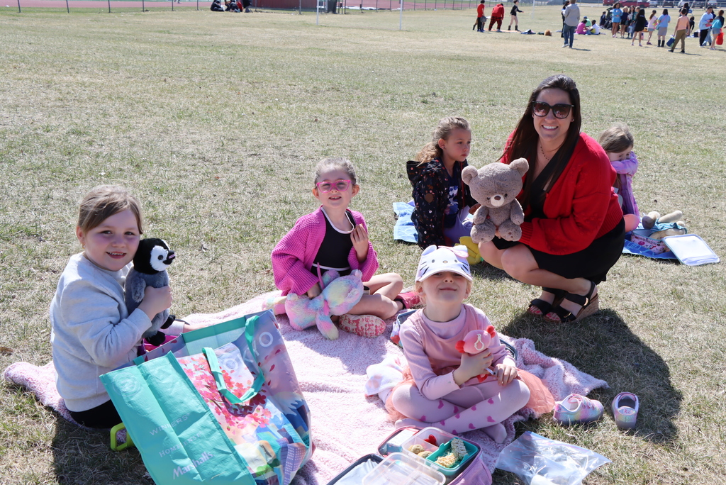 students at a teddy bear picnic