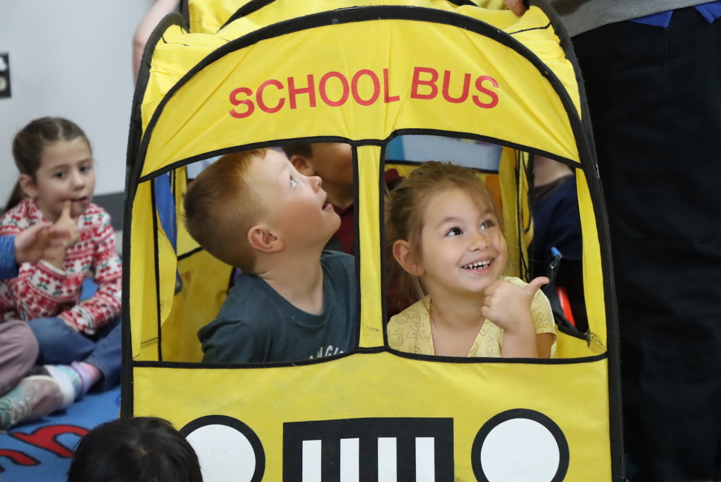bus safety presentation to a kinder class