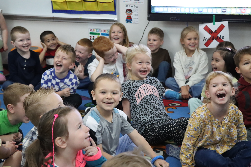 bus safety presentation to a kinder class