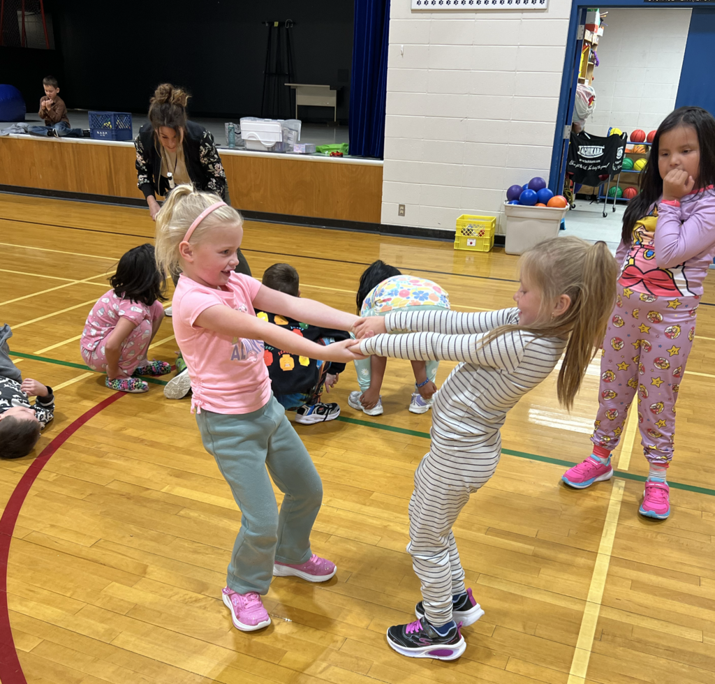 K–6 teachers joined their students for a hands-on professional learning opportunity with our partners at #EverActiveSchools,