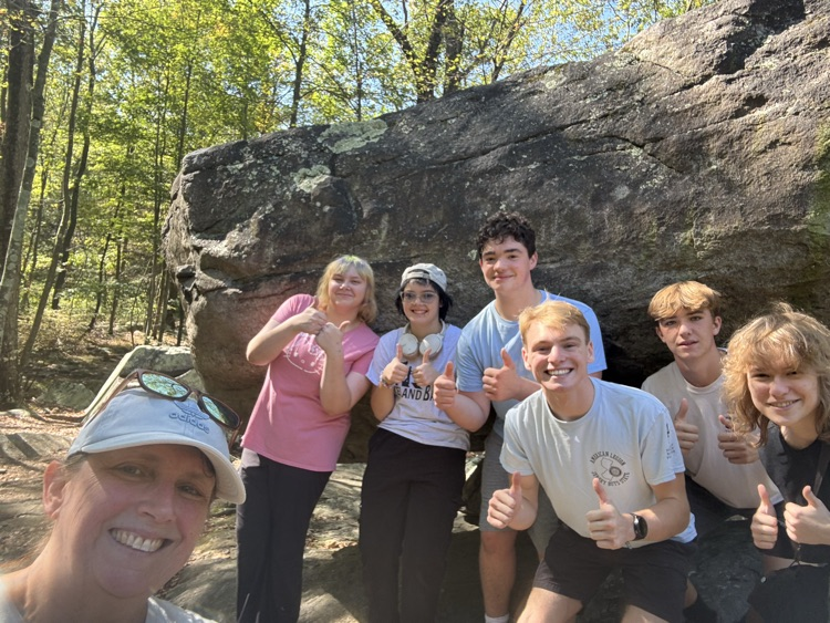 Tripod rock