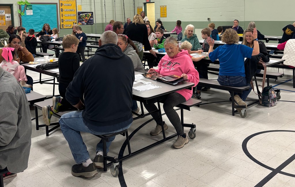 Columbiaville Elementary's Grandparents Day and Book Fair Week turned into a spectacular shindig! A big high-five for all the fabulous support!