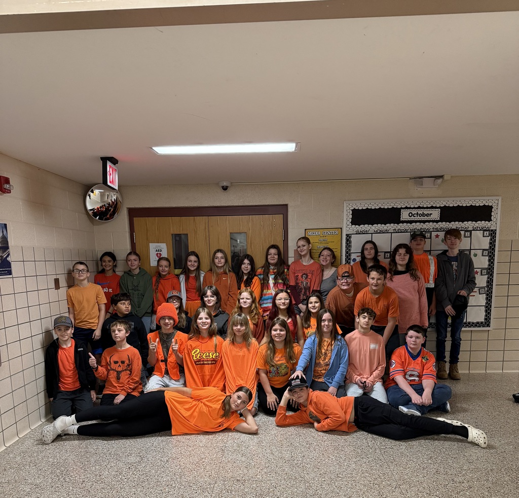 It's HOMECOMING WEEK! Middle Schoolers have spirit! Class Color Day!
