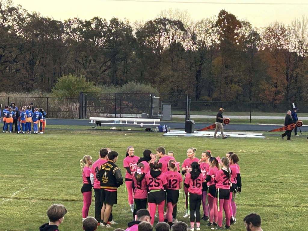 It was a cold wet night for some serious fun with the Juniors vs. Seniors Powder Puff Game! Seniors came out on top 24-6!