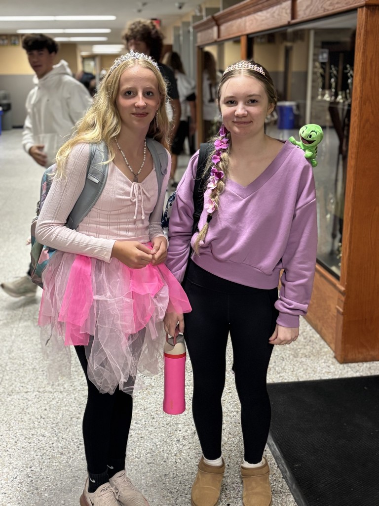 It's HOMECOMING WEEK! High Schoolers have spirit! Dress as your favorite Disney Character Day!