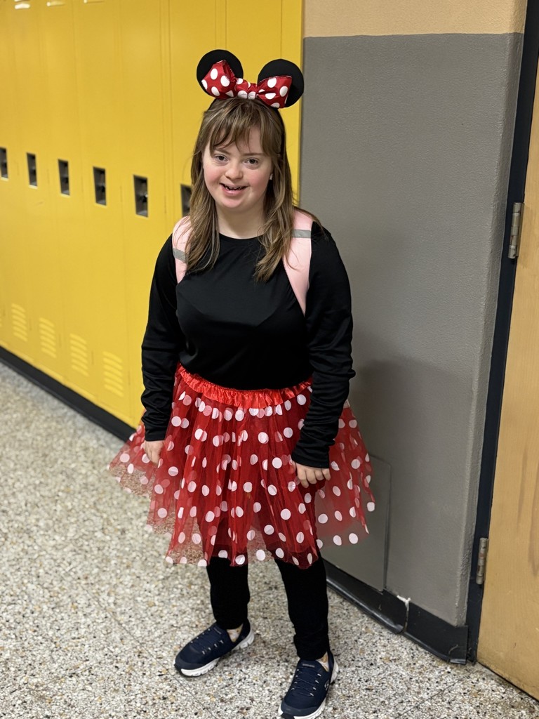 It's HOMECOMING WEEK! High Schoolers have spirit! Dress as your favorite Disney Character Day!